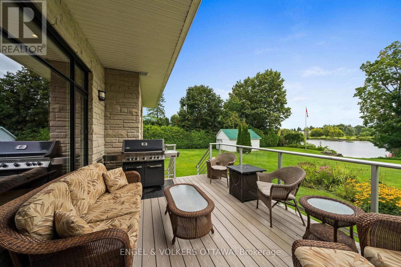 5833 RIDEAU VALLEY DRIVE N - 25