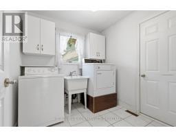 381 Kerman Avenue, Grimsby, ON L3M5C4 Photo 16