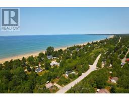 20 Clarence Avenue, South Bruce Peninsula, ON N0H2G0 Photo 11