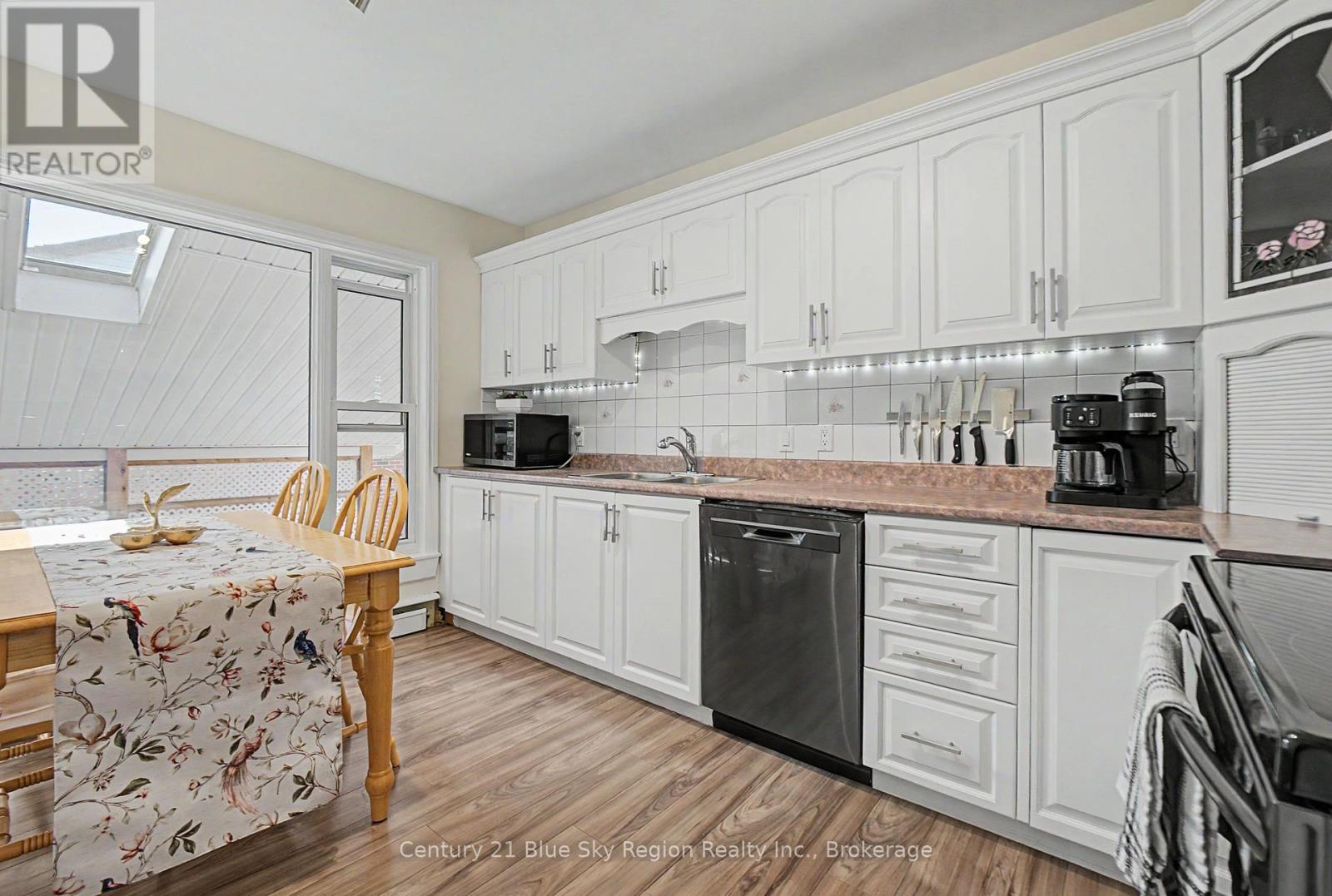 1572 CHAPAIS STREET, North Bay (Widdifield) — photo 9