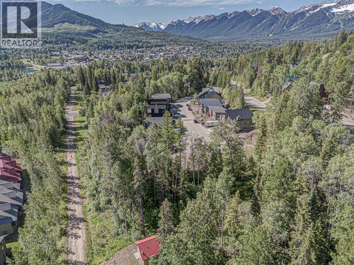9 ALPINE TRAIL Place, Fernie, British Columbia, V0B1M5, Fernie, British Columbia — photo 5 of 5