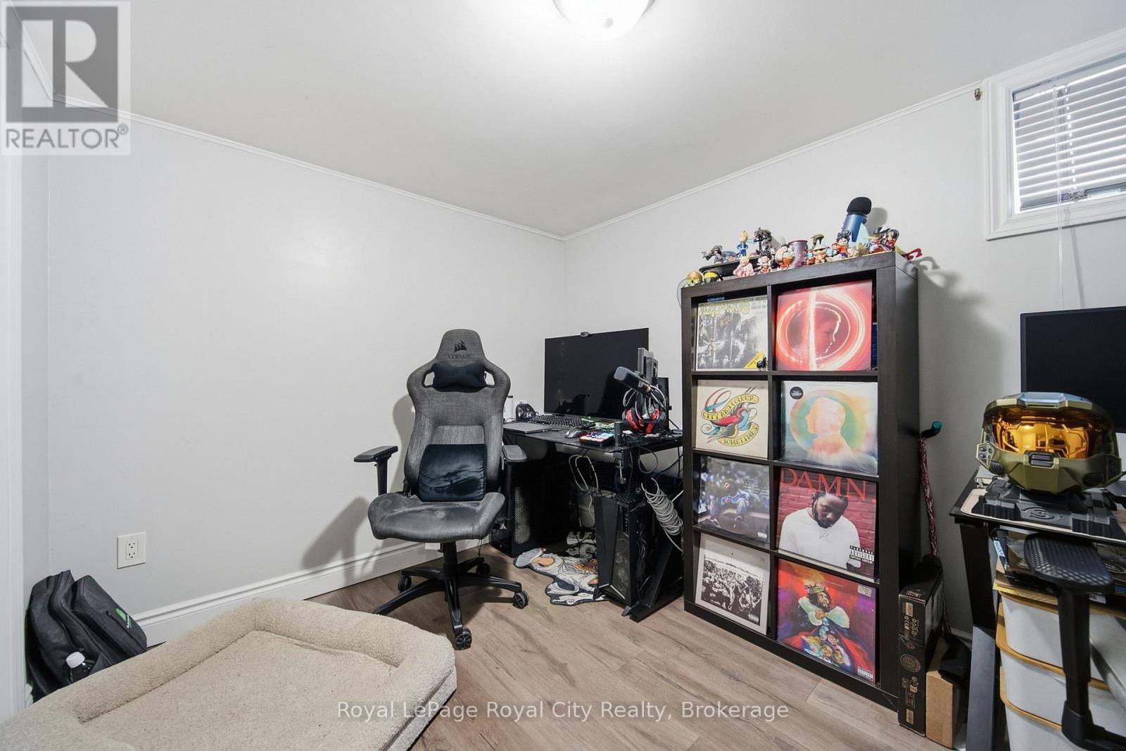 164 WAVERLEY DRIVE - 26