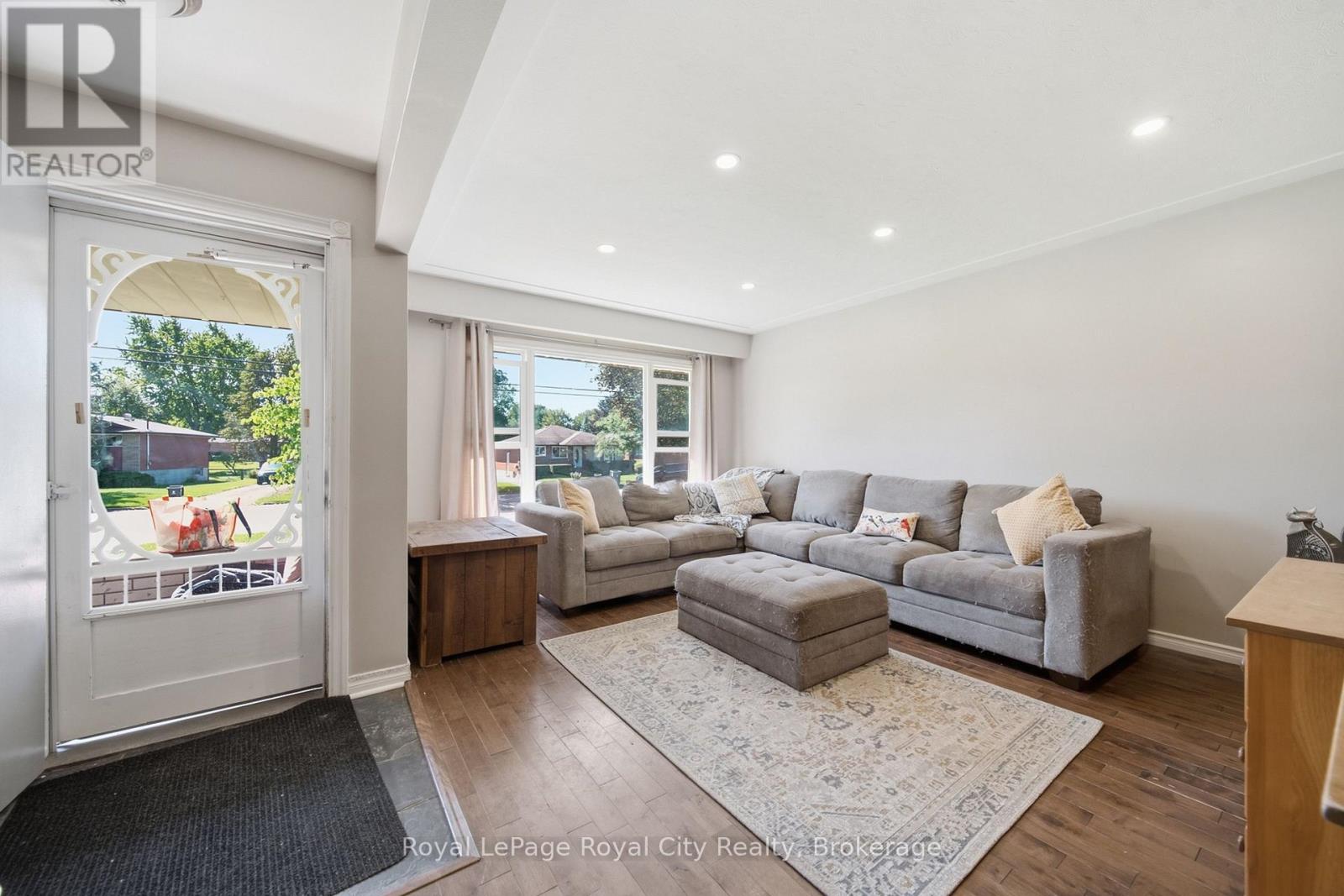 164 WAVERLEY DRIVE, Guelph (Riverside Park) — photo 3