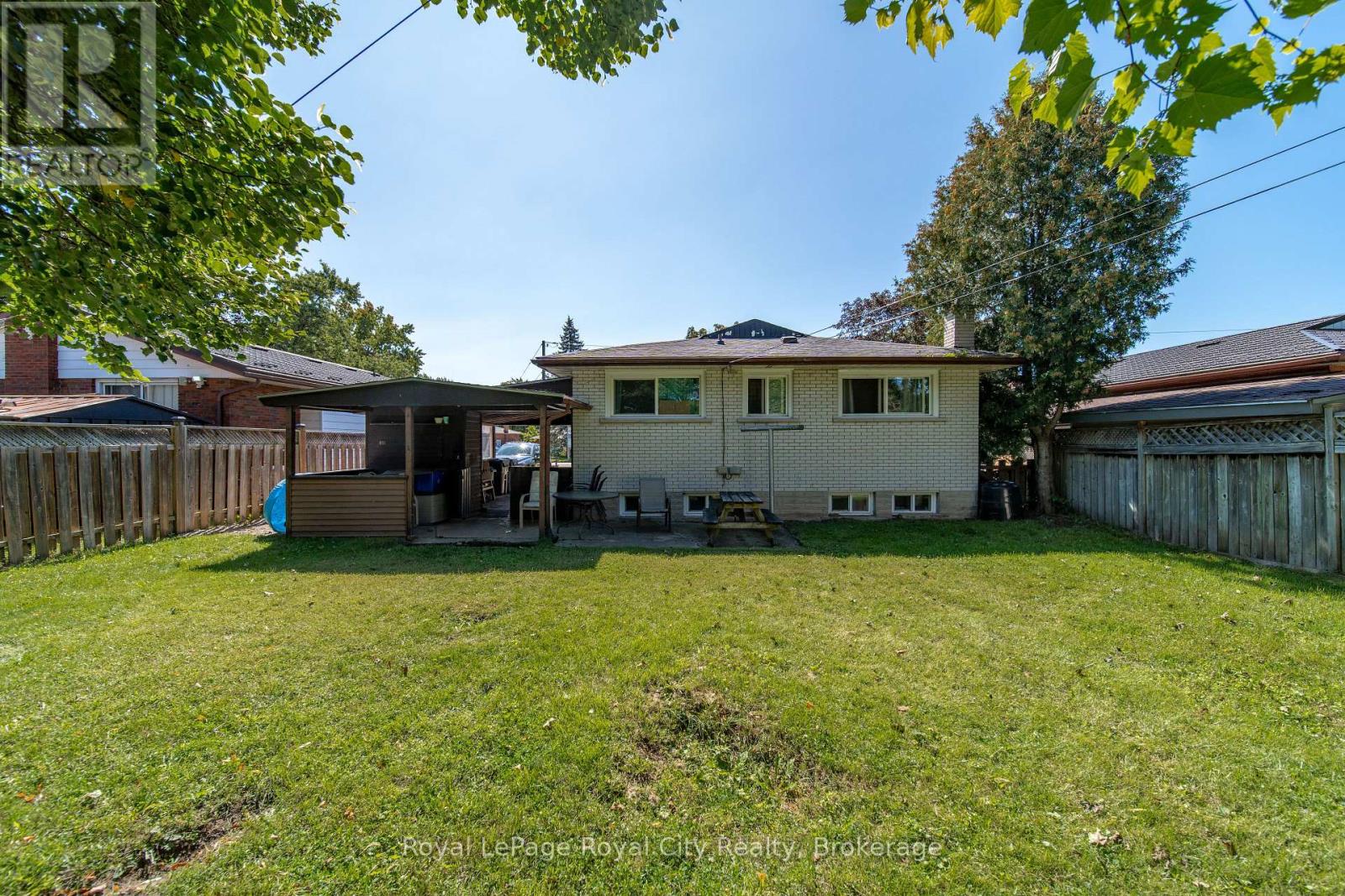 164 WAVERLEY DRIVE - 30