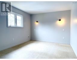 8 Standish Street, West Amherst, NS B4H3Y4 Photo 34
