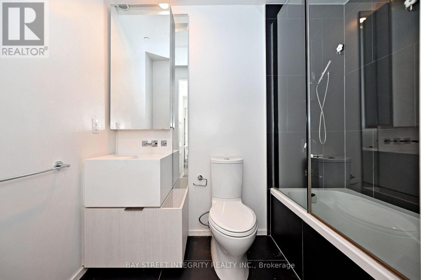 #1512 1 BLOOR STREET E - 20