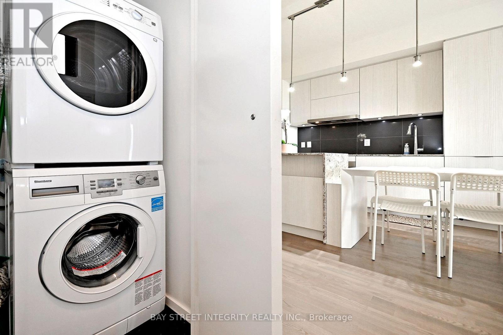 #1512 1 BLOOR STREET E - Image 21