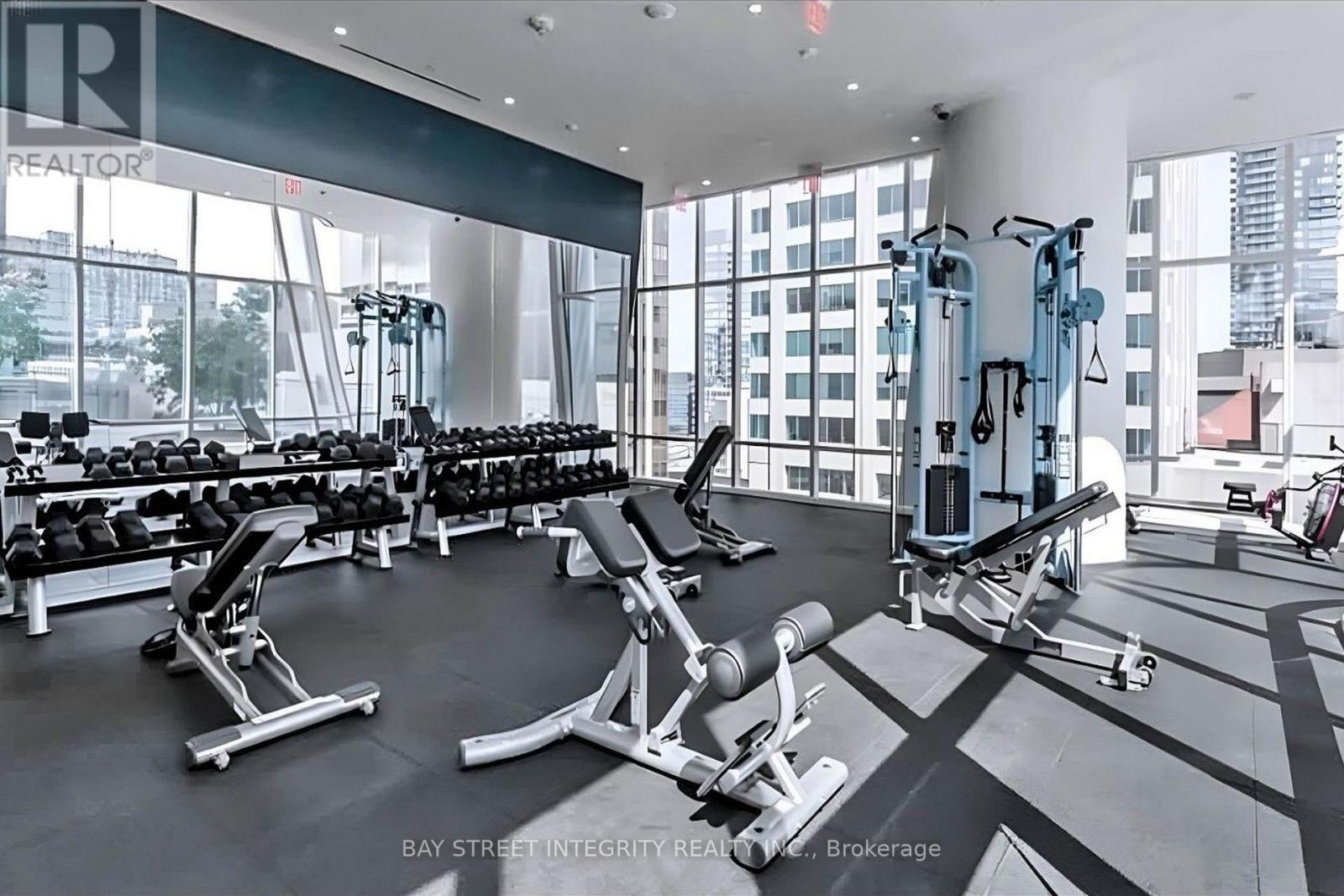 #1512 1 BLOOR STREET E - 23