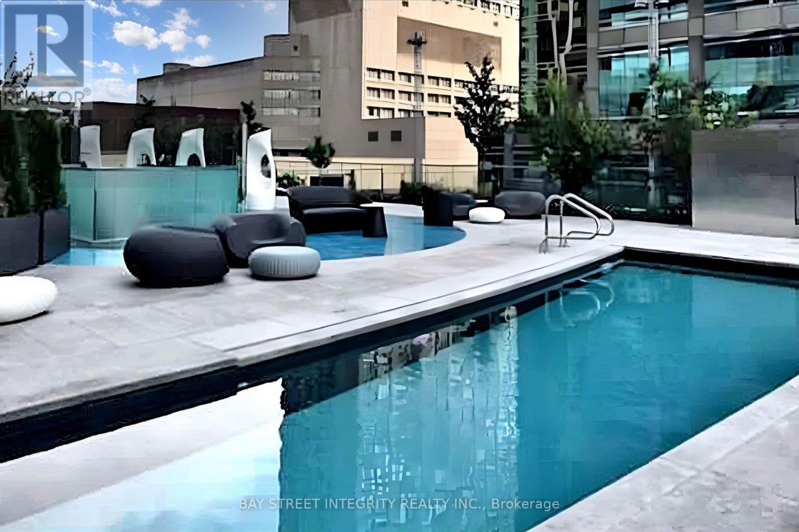 #1512 1 BLOOR STREET E - 29