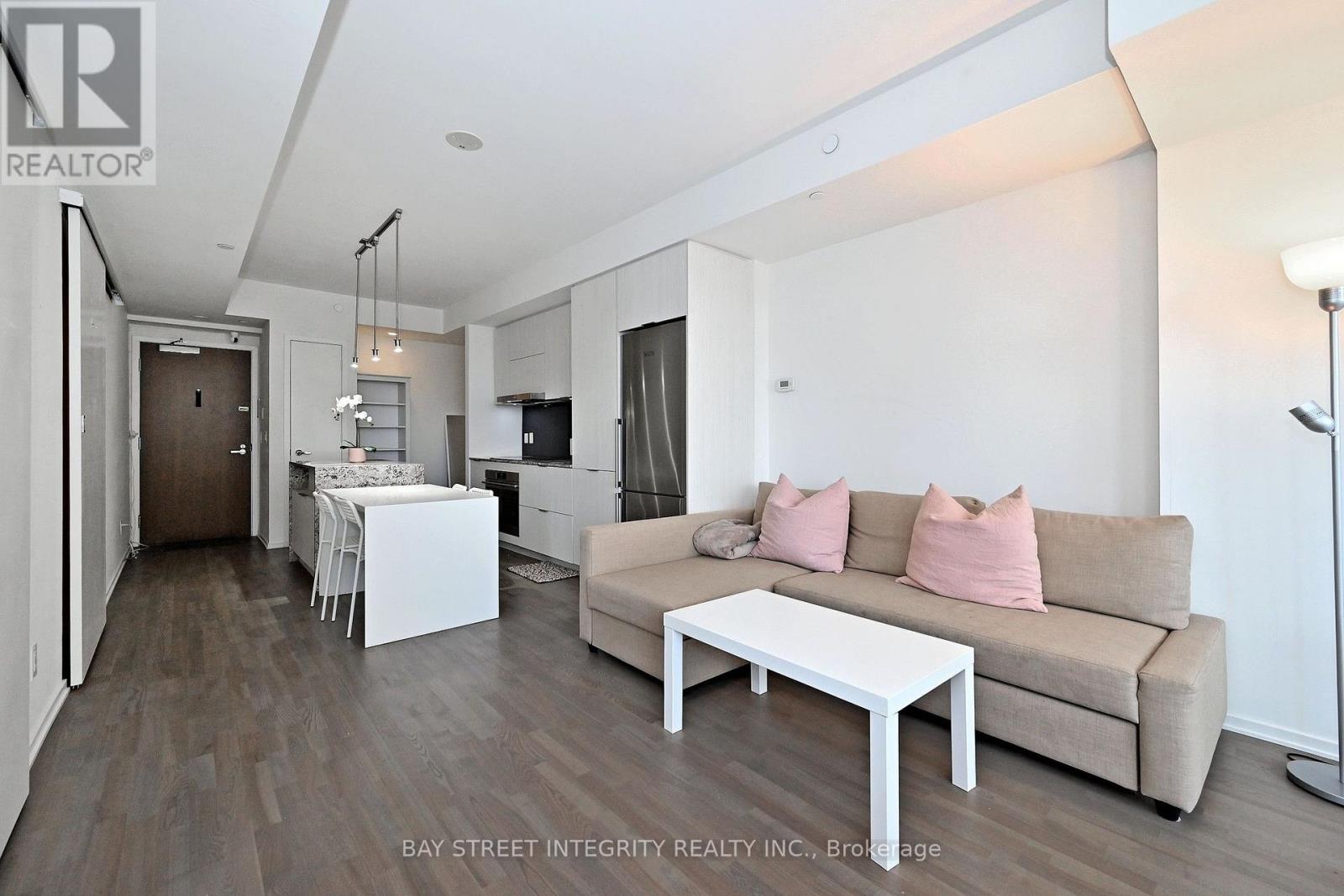 #1512 1 BLOOR STREET E - 6
