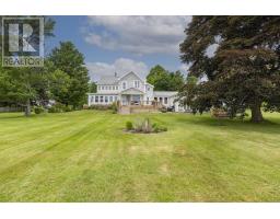 Family room - 116 Pleasant Street, Kingsport, NS B0P1H0 Photo 13