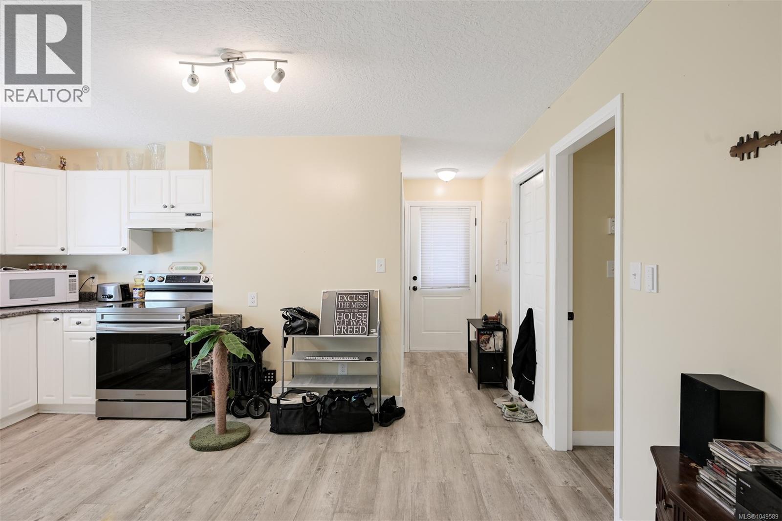  6983 Brailsford Place, Sooke