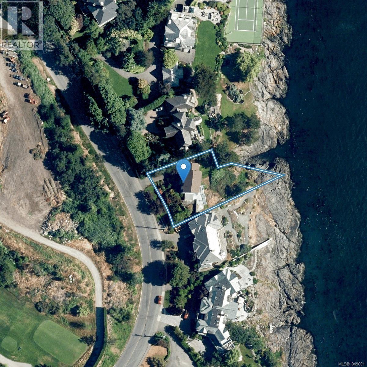  987 Beach Drive, Oak Bay