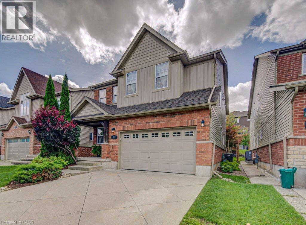 424 SAUVE Crescent, Waterloo — photo 2