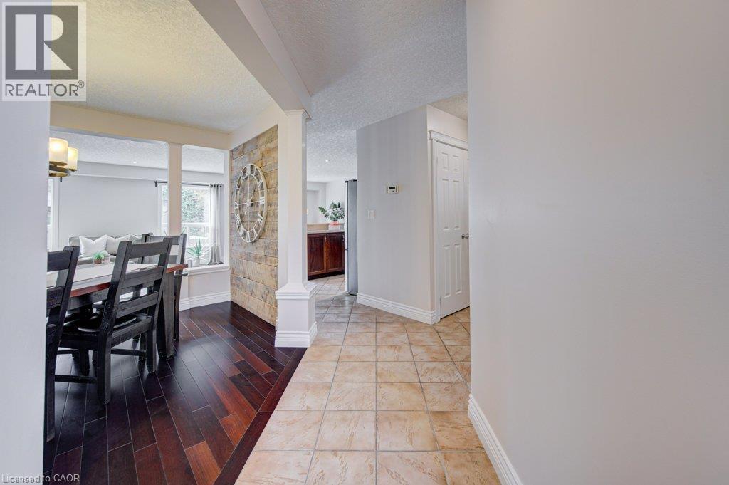 424 SAUVE Crescent, Waterloo — photo 7