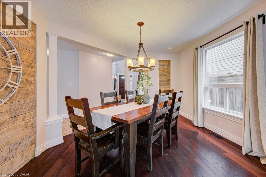 424 SAUVE Crescent, Waterloo — photo 9