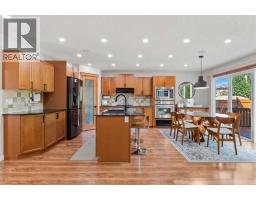 Family room - 114 Chapalina Terrace Se, Calgary, AB T2X3X2 Photo 10