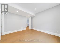 367 Penn Avenue, Newmarket, ON L3Y2S7 Photo 32