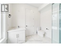 367 Penn Avenue, Newmarket, ON L3Y2S7 Photo 40