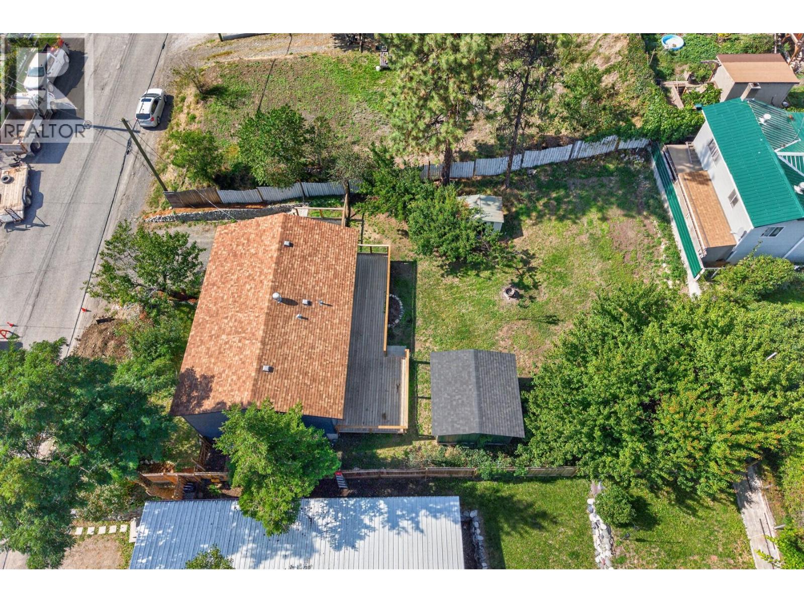 677 Columbia Street - Image 49
