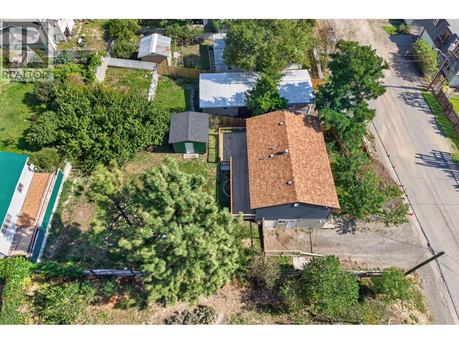 677 Columbia Street - Image 51