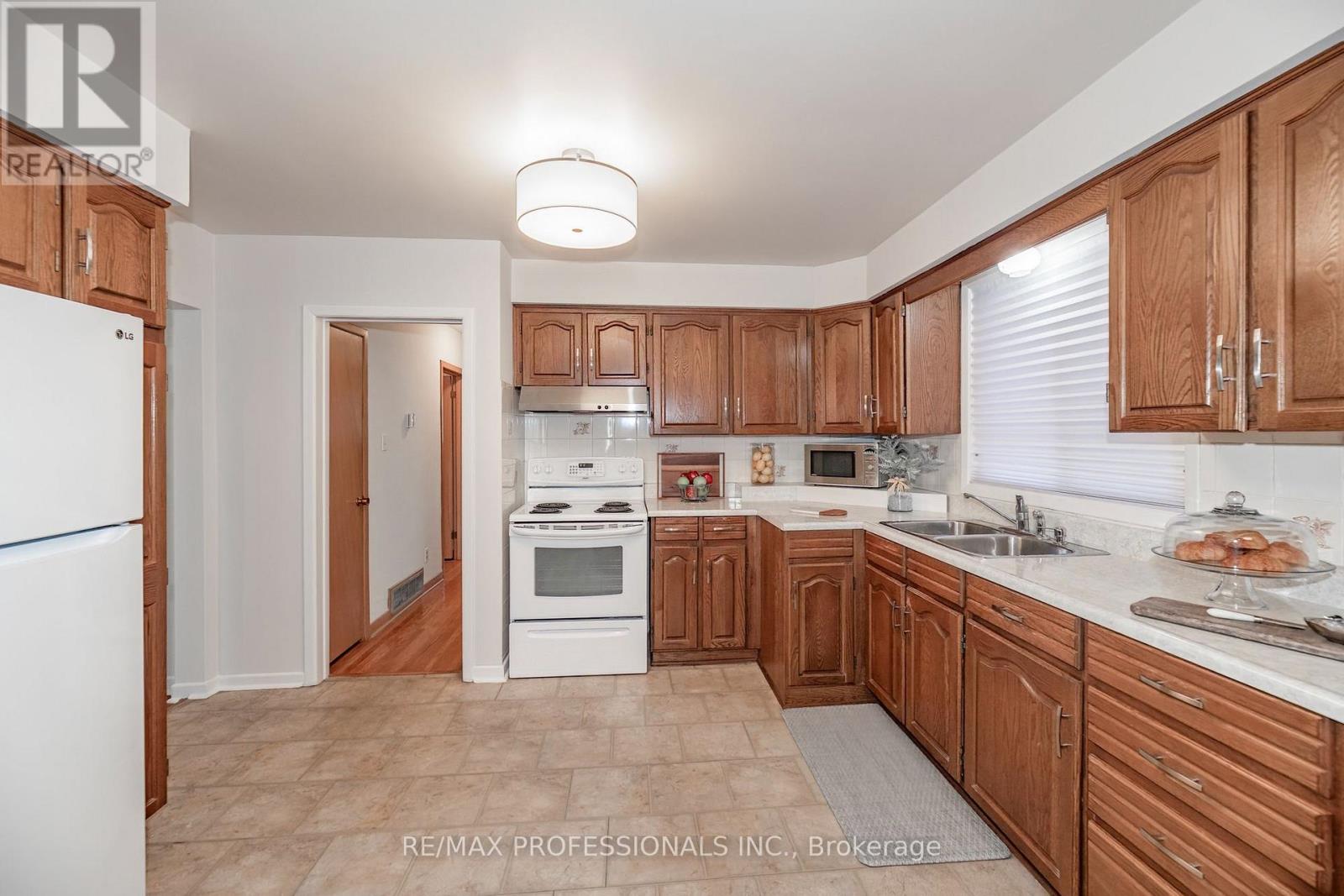 97 FREEMONT AVENUE - 12