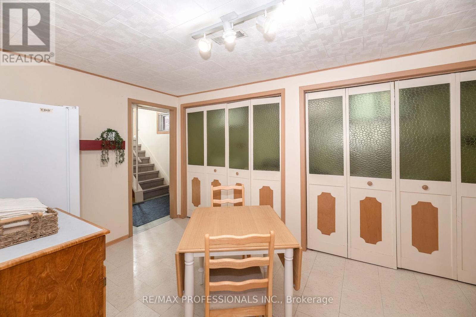 97 FREEMONT AVENUE - 35