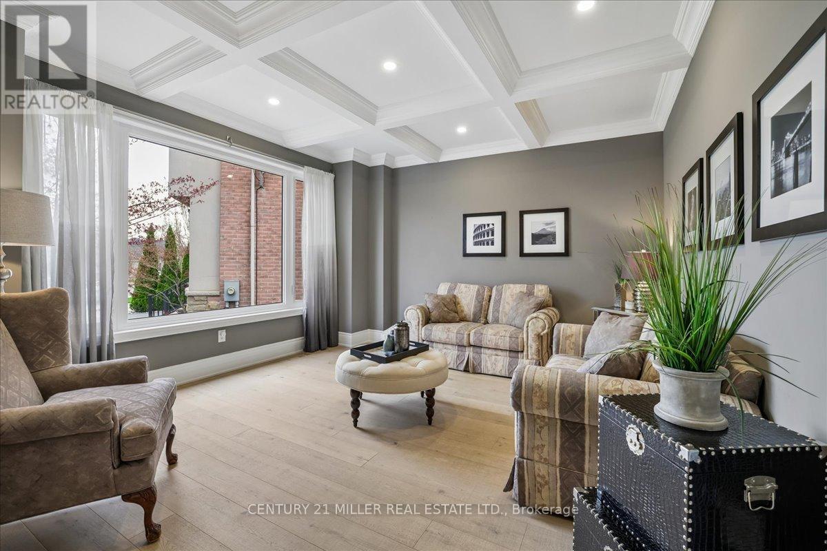 3348 Skipton Lane, Oakville — photo 4