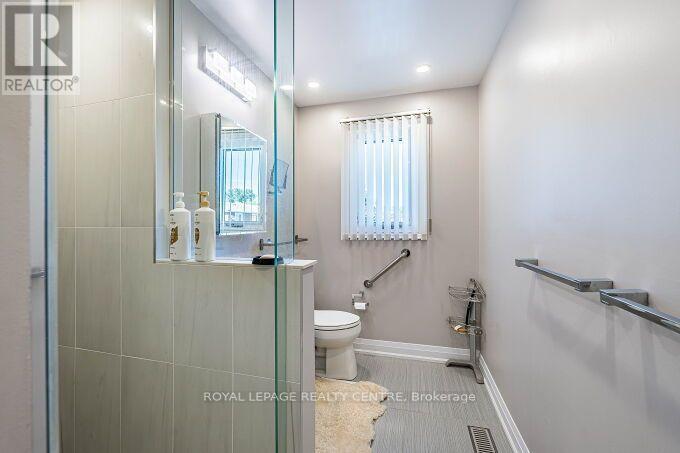 671 LOUIS DRIVE - Image 28