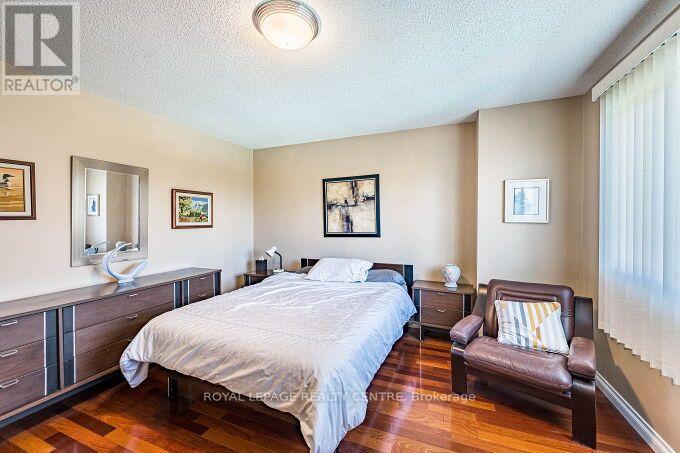 671 LOUIS DRIVE - Image 29