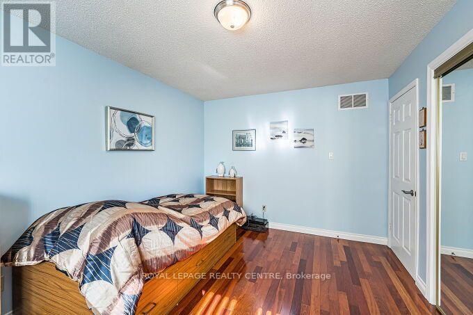 671 LOUIS DRIVE - Image 31