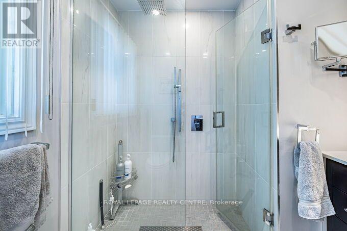 671 LOUIS DRIVE - Image 36