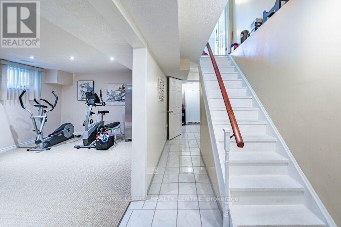 671 LOUIS DRIVE - Image 37