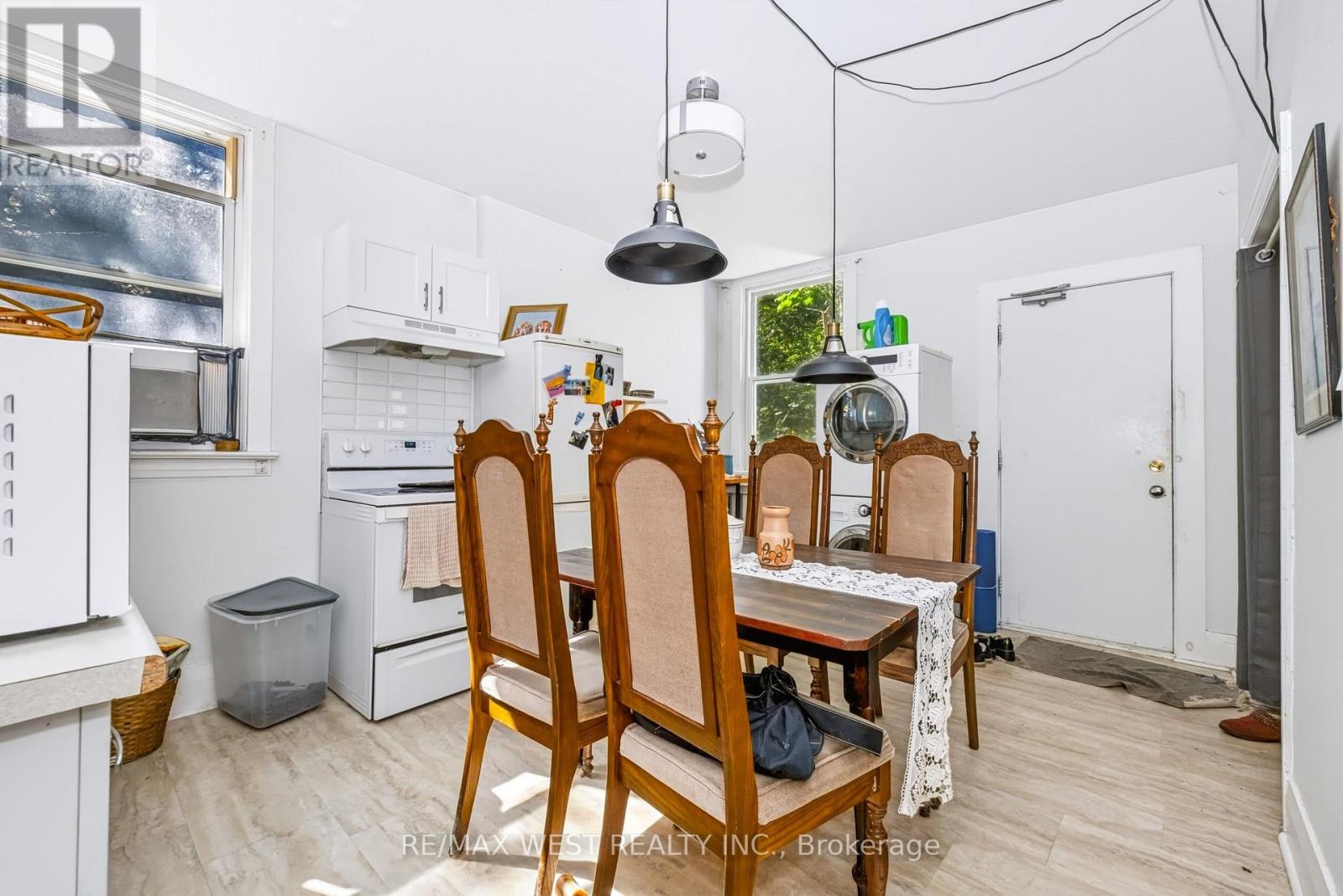 68 BEATY AVENUE - 17