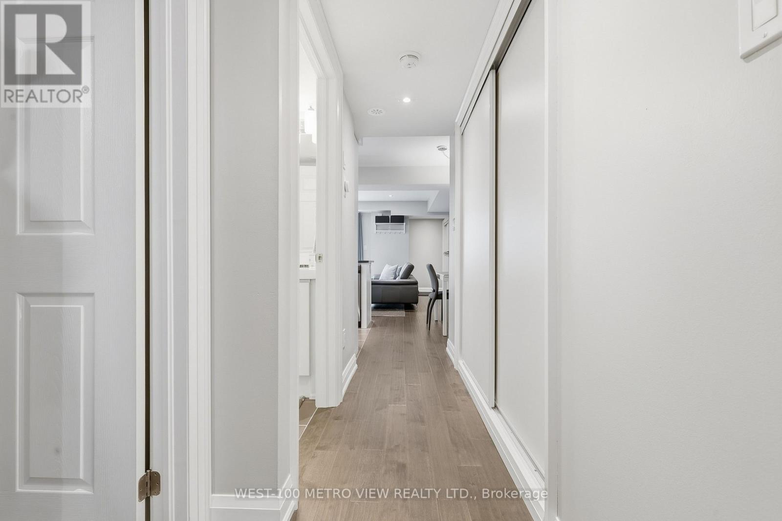 #102 3 APPLEWOOD LANE - Image 14