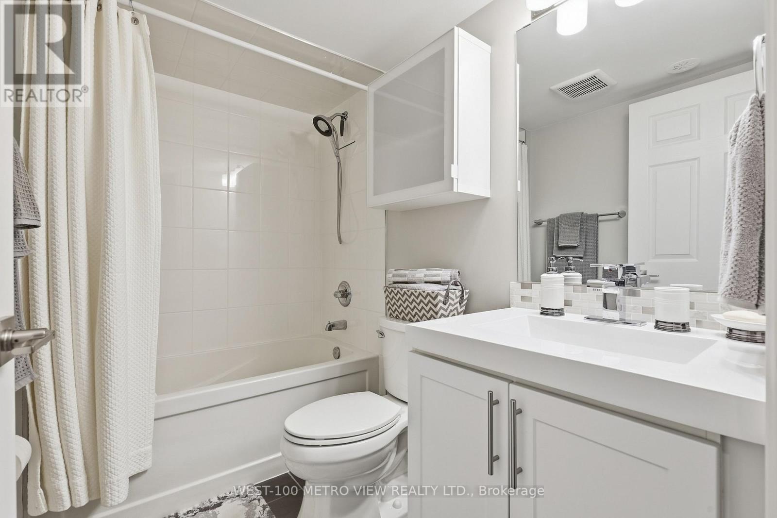 #102 3 APPLEWOOD LANE - Image 9