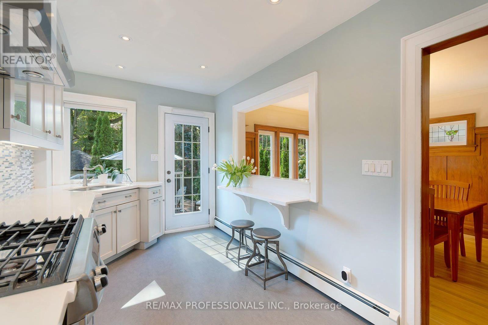 15 IDYLLWOOD CRESCENT - 7