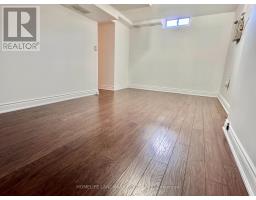 1049 Wetherby Lane E, Mississauga, ON L4W4R9 Photo 13