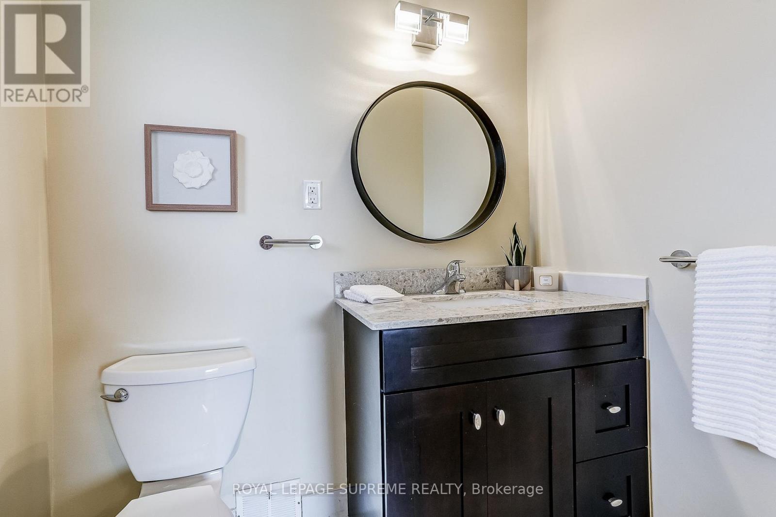 100 SUMMITCREST DRIVE - 26