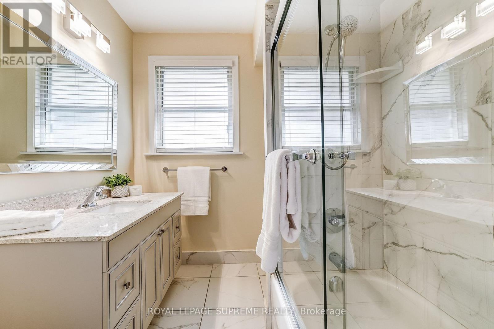 100 SUMMITCREST DRIVE - 27