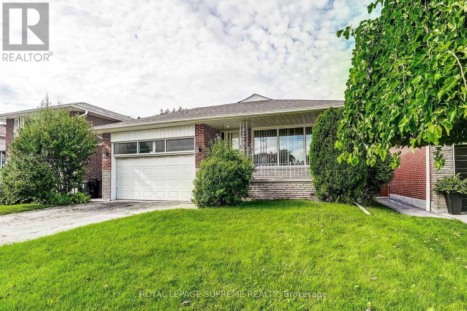 100 SUMMITCREST DRIVE - Image 3