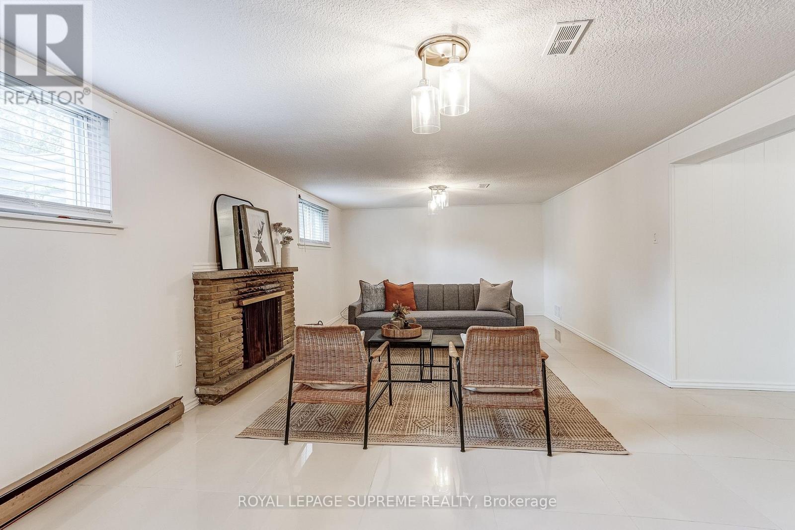 100 SUMMITCREST DRIVE - Image 40