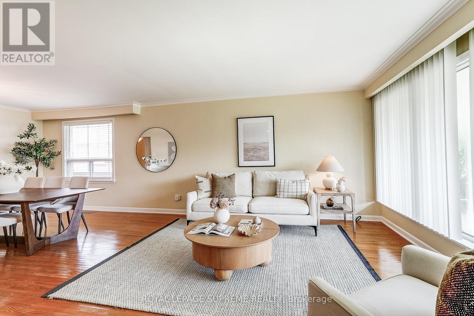 100 SUMMITCREST DRIVE - 8