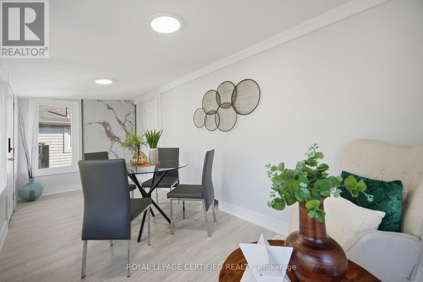 1019 OGDEN AVENUE - 24
