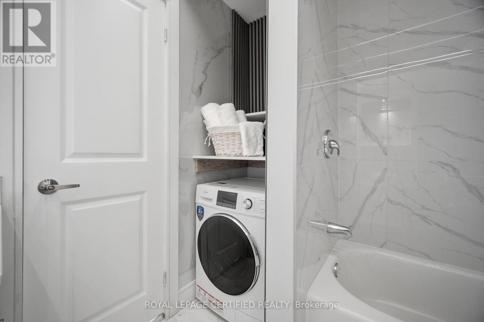 1019 OGDEN AVENUE - Image 32