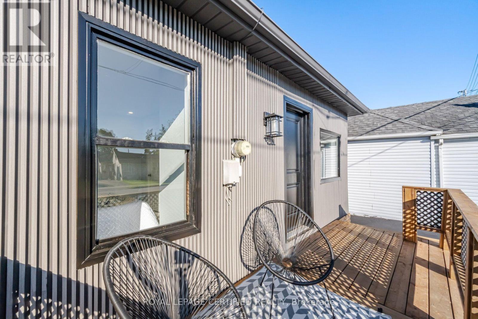 1019 OGDEN AVENUE - 5
