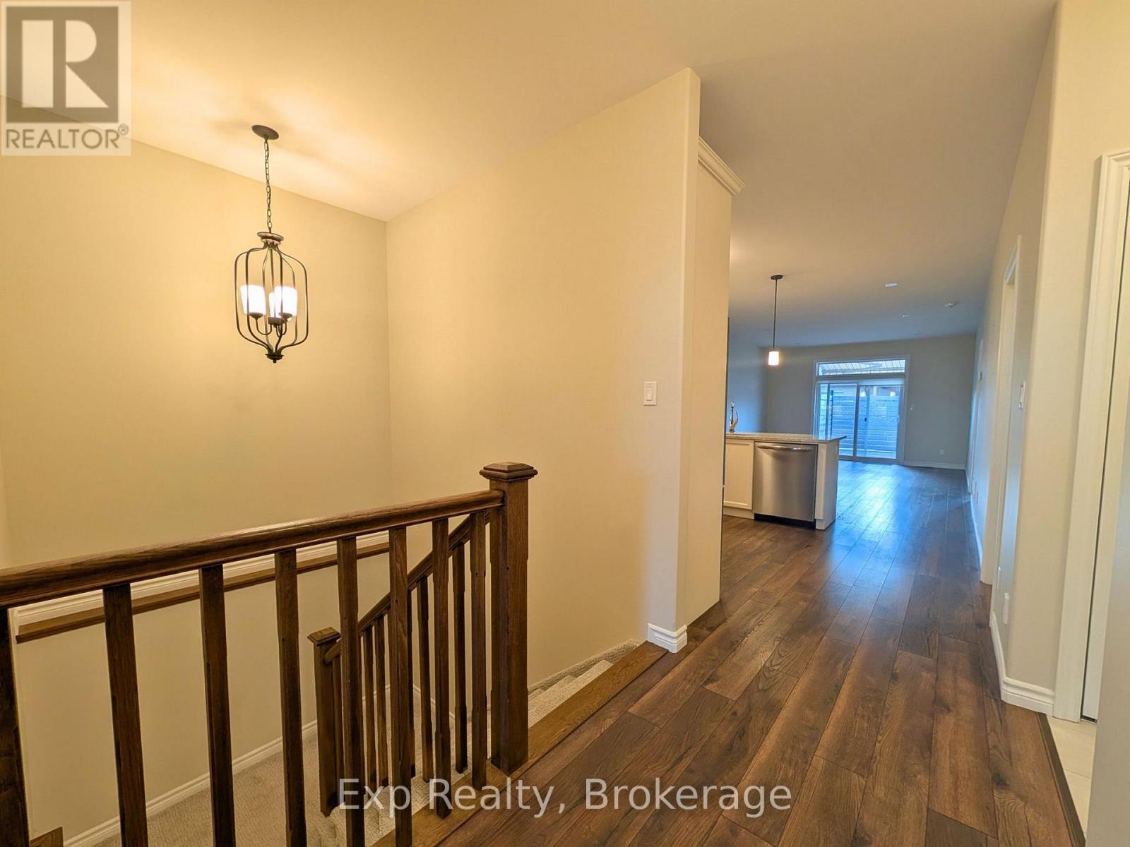 76 COVINGTON CRESCENT, Belleville (Thurlow Ward) — photo 9