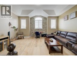 300 Watervale Crescent, Kitchener, ON N2A0G7 Photo 20