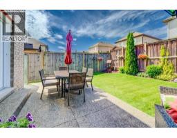 300 Watervale Crescent, Kitchener, ON N2A0G7 Photo 43