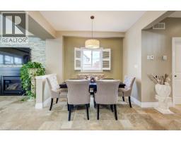 Living room - 300 Watervale Crescent, Kitchener, ON N2A0G7 Photo 7